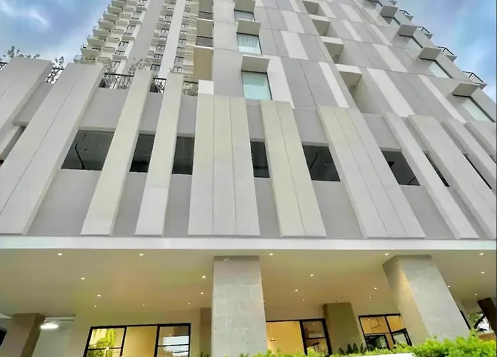 Overlooking View Aparthotel